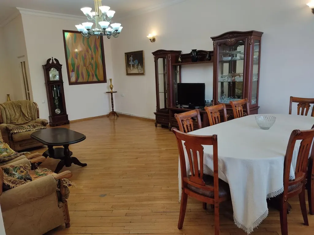 Комната в самом центре