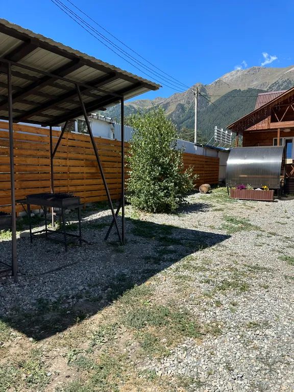 Уютный коттедж с видом на горы