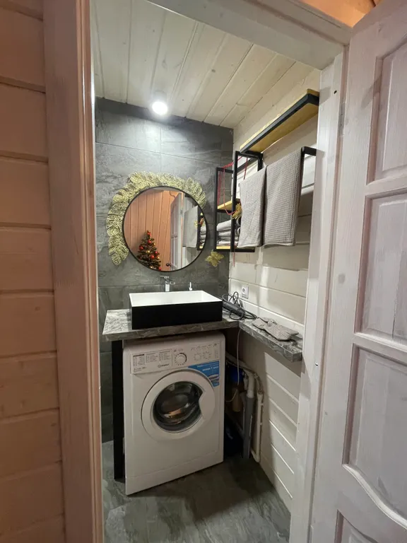 Коттедж Дом с сауной, бассейном и банным чаном — Великий Новгород