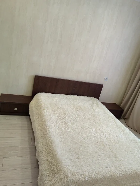 Квартира Уютная двухкомнатная квартира напротив ТЦ Зеленый — Красноярск