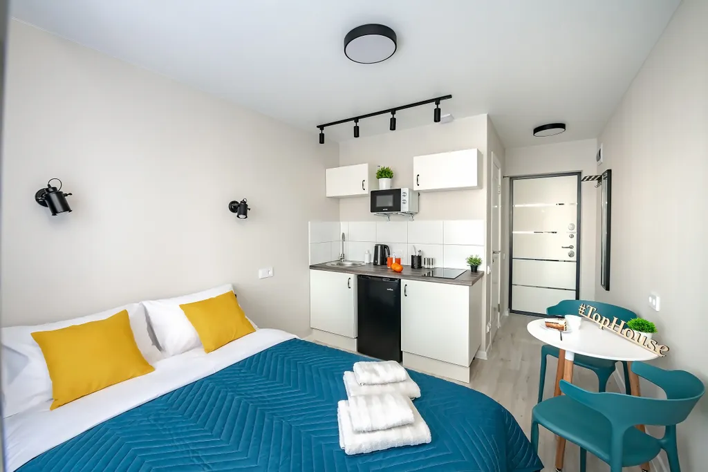 Современная студия с новым ремонтом