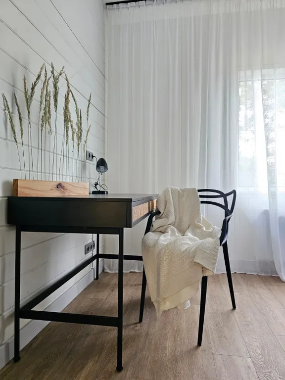 Просторный уютный эко дом на участке с соснами