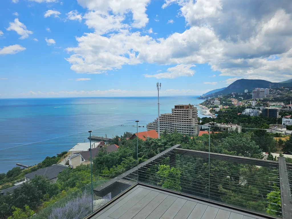 Квартира-студия в новым курортном комплексе лучистое