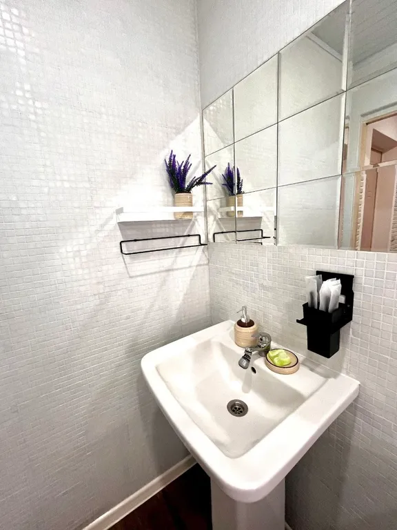 Коттедж Коттедж вилла роза — Южная Озереевка