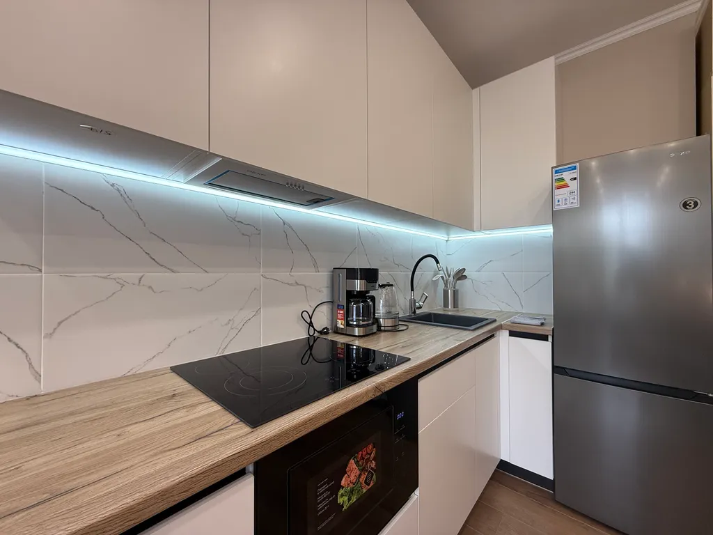 Апартамент в центре 15 мин до моря