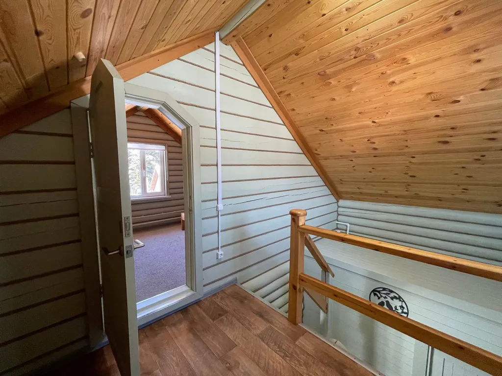 Коттедж у реки