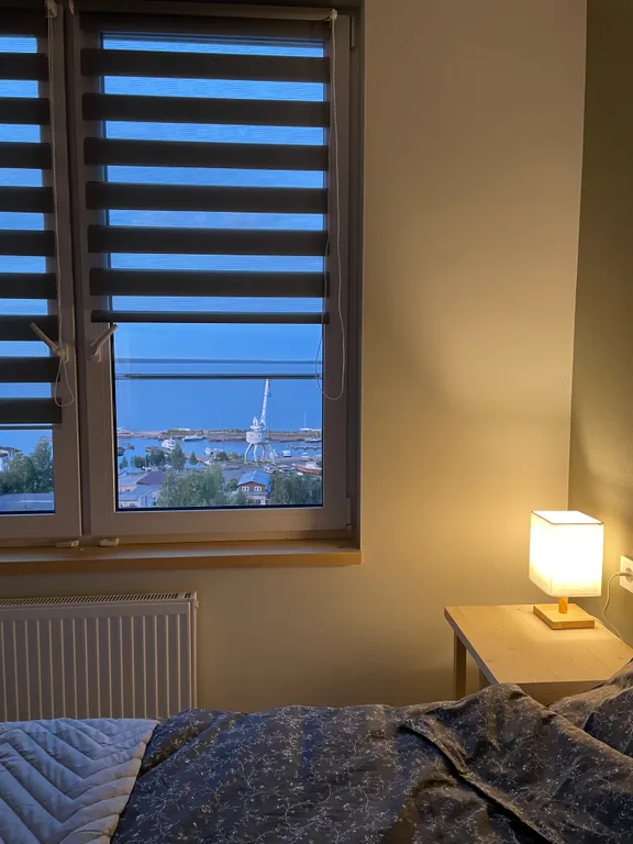 Уютная двухкомнатная квартира с видом на Онежское озеро