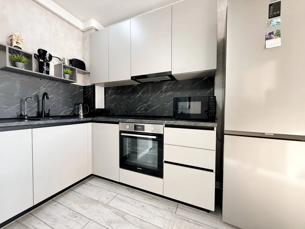 Евродвухкомнатная квартира с видом на море