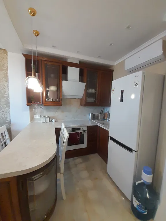 2-комнатная квартира с видом на море и горы в Приморском парке