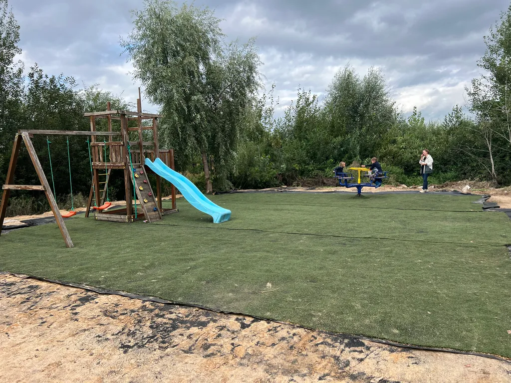 Коттедж Уютный дом в 15 минутах от центра Казани  на берегу залива Волги — Казань