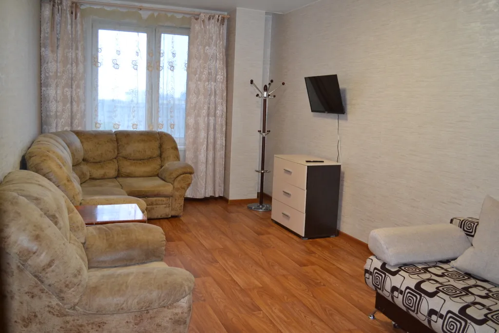 Однокомнатная квартира, Атлант