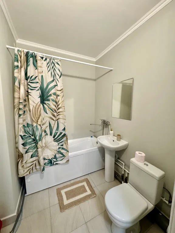 Студия с лоджией и красивым видом