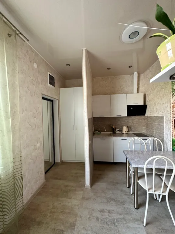 Уютная 1-комнатная квартира недалеко от моря