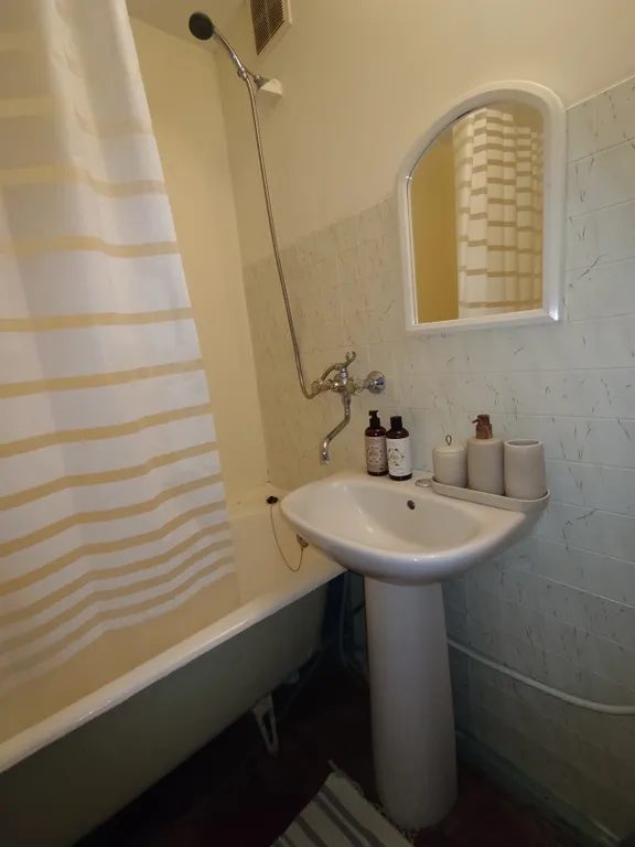 Квартира с маленьким балконом