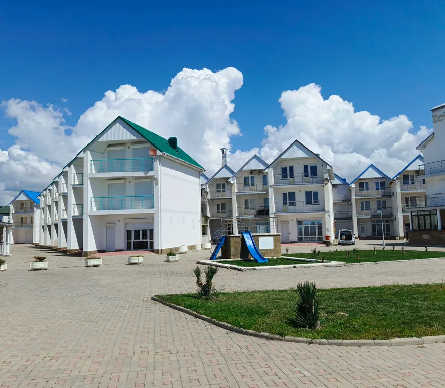 Таунхаус на берегу моря