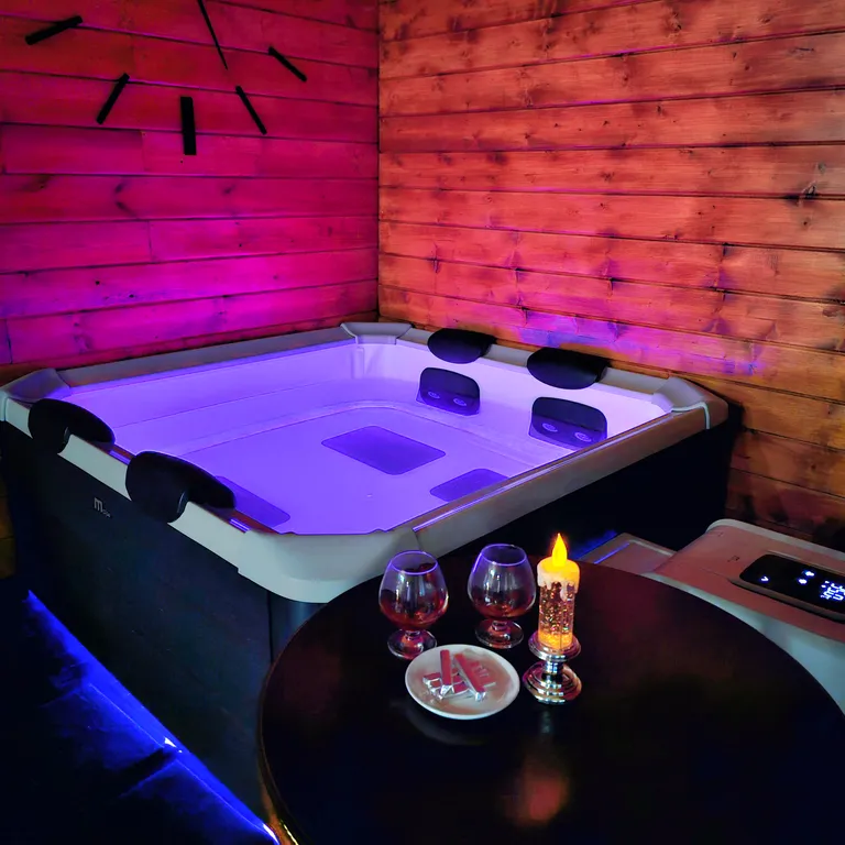 Коттедж для компании