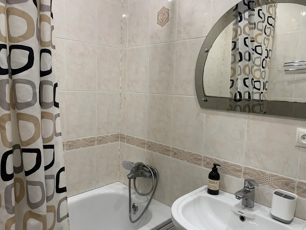 Уютная квартира на кольце с красивым видом на город и горы