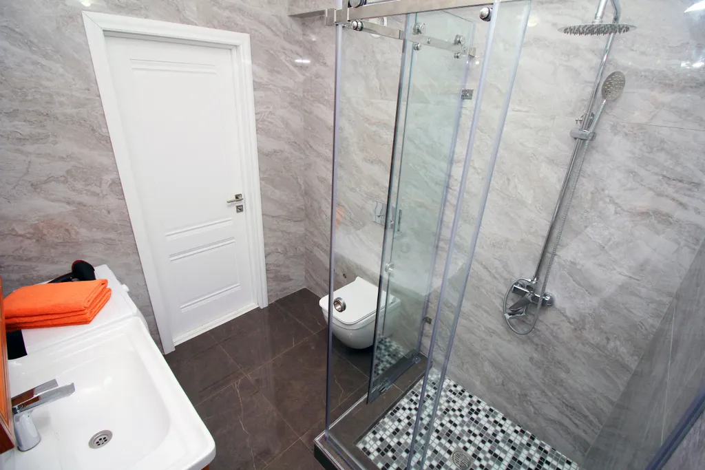 Новые апартаменты на берегу озера