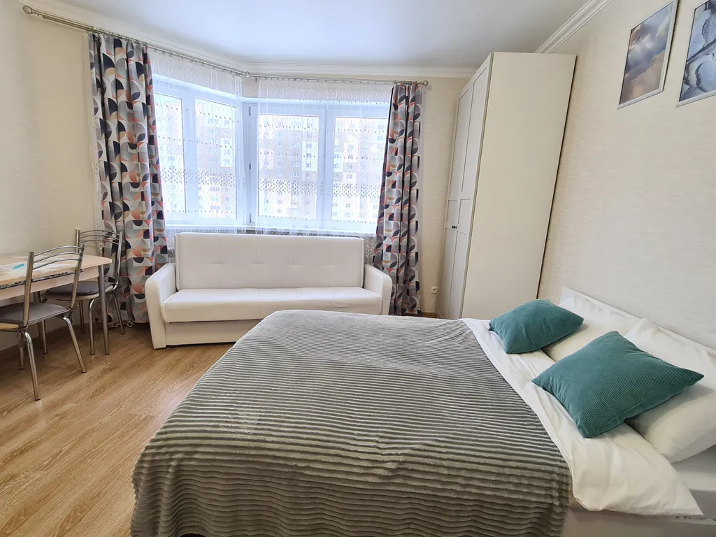 Квартира в белоснежных тонах рядом с аэропортом и трассой М4