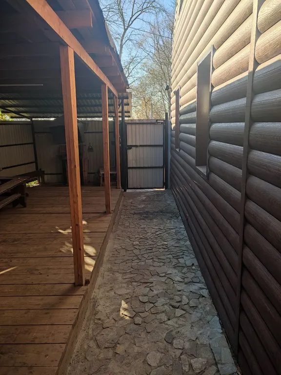 Большой 2х этажный  вместительный дом 270кв.м