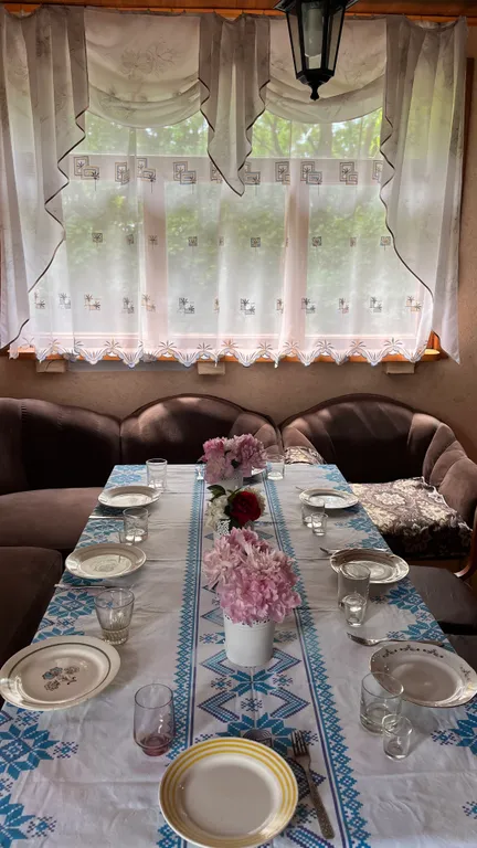 Гостевой дом в лесу в 15 минутах от центра