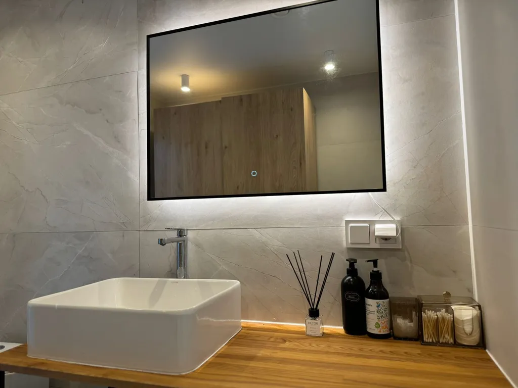 Большой дом с видом на озеро, 3 спальнями, сауной и настольным футболом