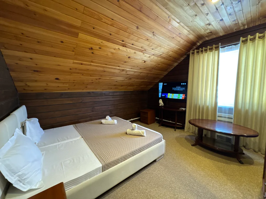 Уютный коттедж для большой компании в кедровом лесу на Телецком озере