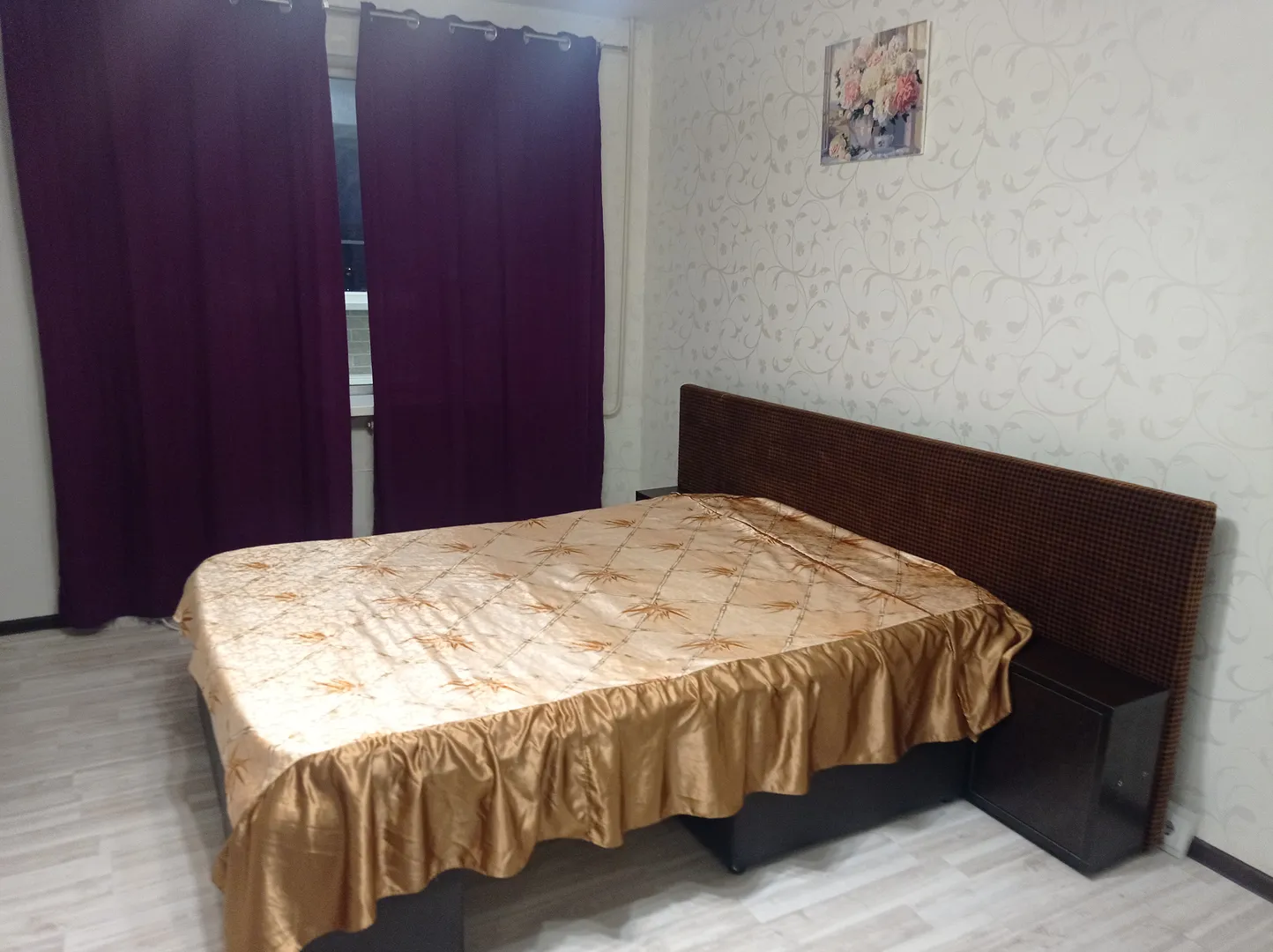 Диван-кровать в разобранном виде 