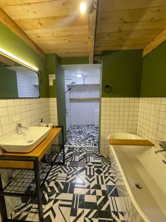 Lovely Apt in Sololaki