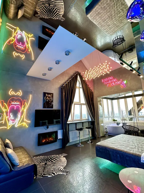 Панорамный Лофт с джакузи и PS5