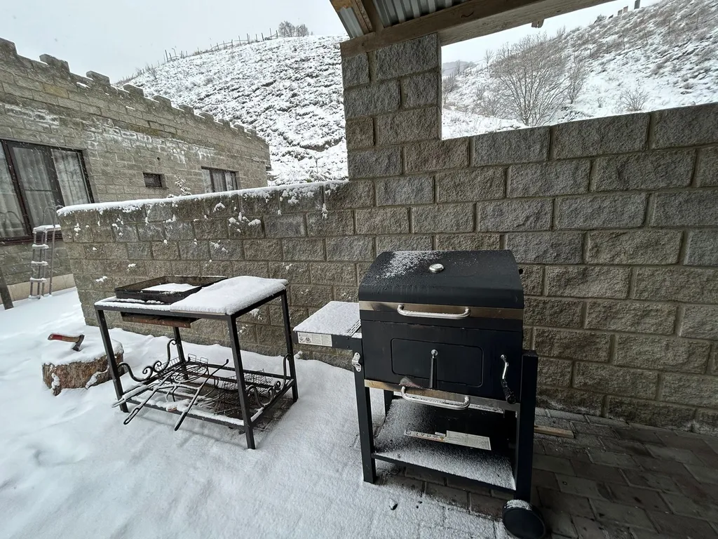 Уютный дом с видом на горы