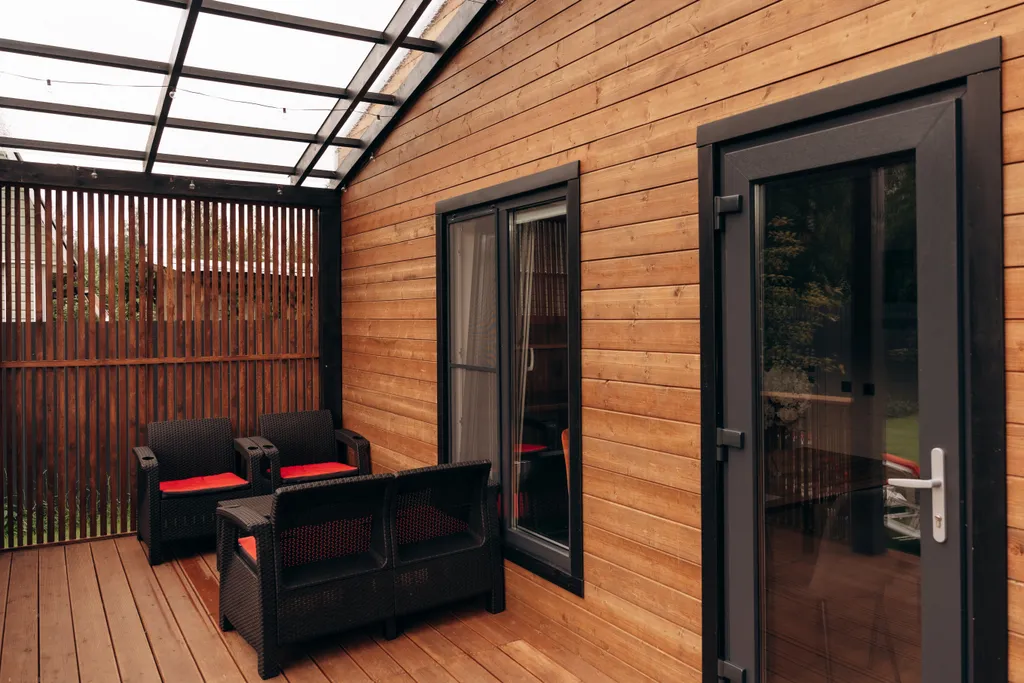 Абсолютно новый дом с баней, включена в стоимость, и горячей купелью