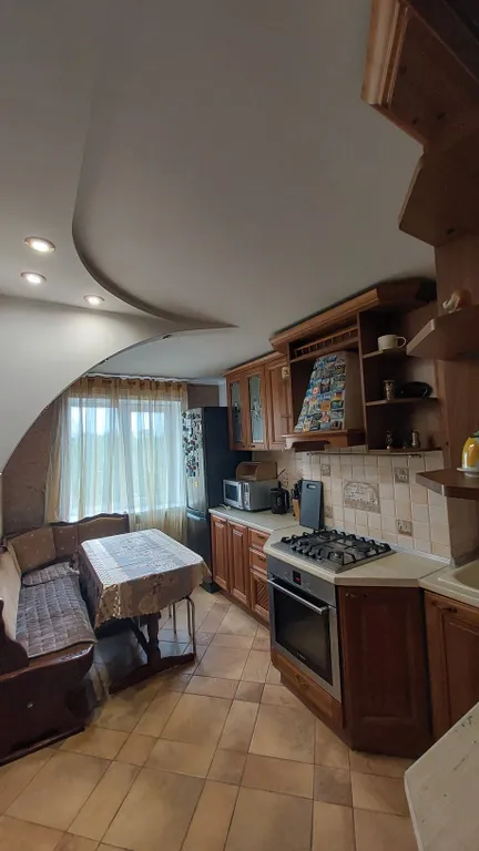 Большая красивая 3-комнатная квартира