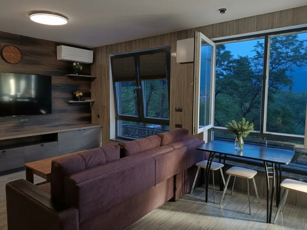 Студия «БЛИСС» с видом на горы