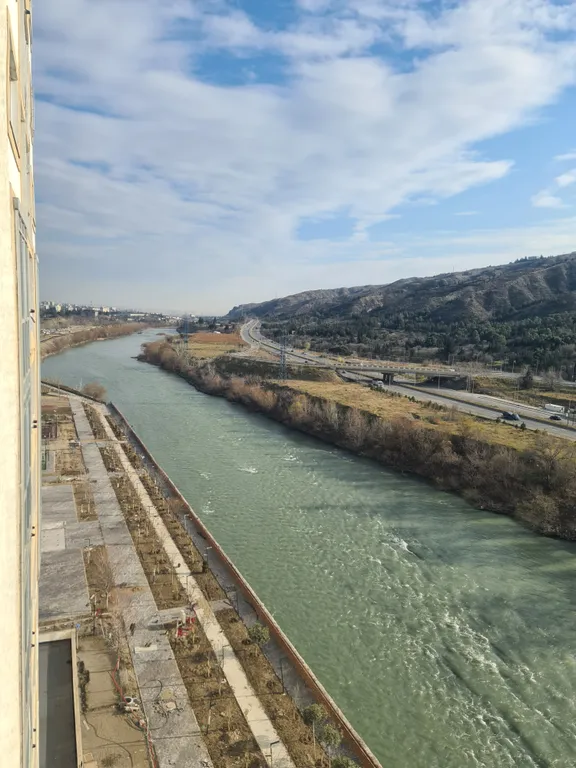 Квартира на набережной Куры