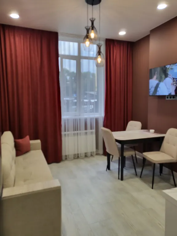 Евродвушка с авторским дизайном, в центре, около Мега парка