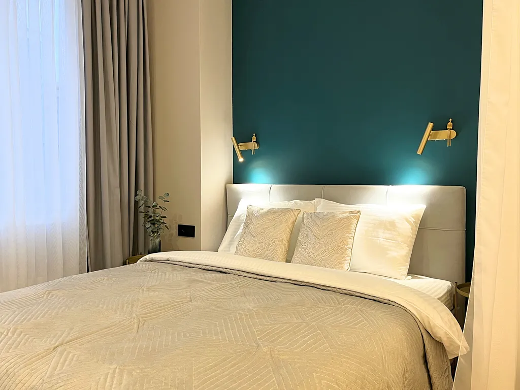 Квартира Яркие апартаменты в центре города — аренда посуточно в Екатеринбург