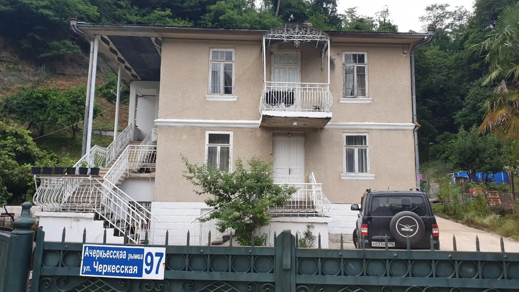 Квартира Апартаменты люкс в тихом месте недалеко от центра — Сухум