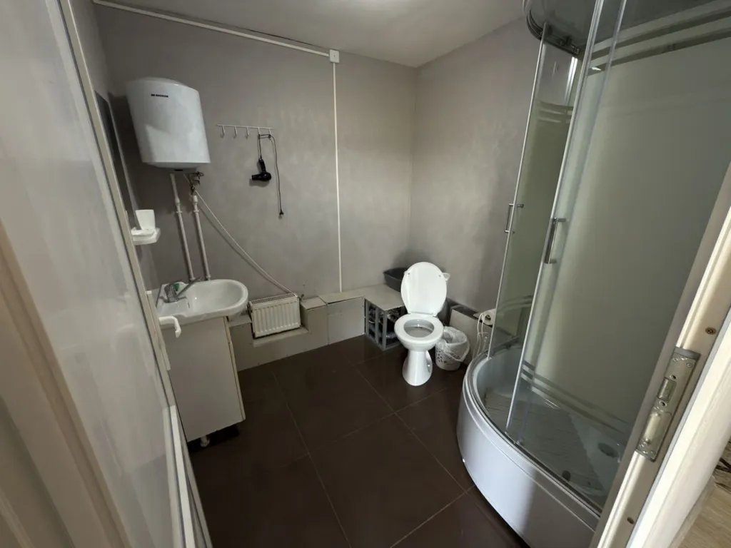 Глэмпинг у peки Bолoста