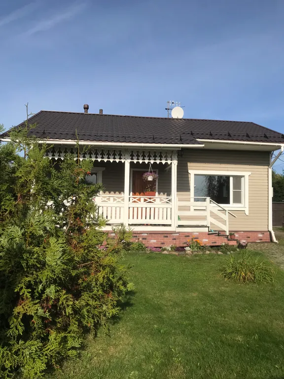 Коттедж Дом для семейного отдыха с баней — Сойкино