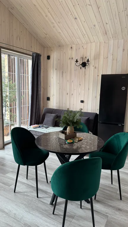 Уютный коттедж с видом на горы