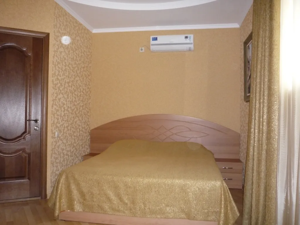 Уютная студия со своим двориком