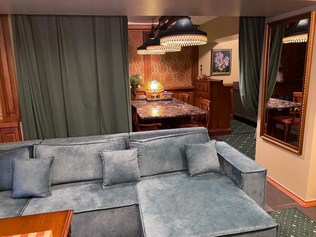 Апартаменты с отдельным входом , центр города