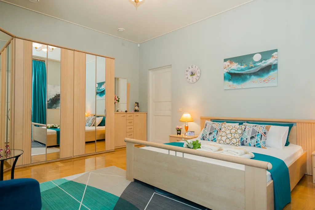 Квартира Квартира Большая трешка (четырешка) на Красных Воротах — Москва