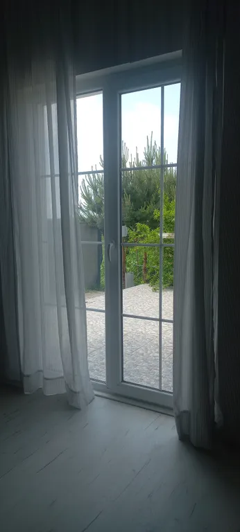 Дом с террасой на берегу моря