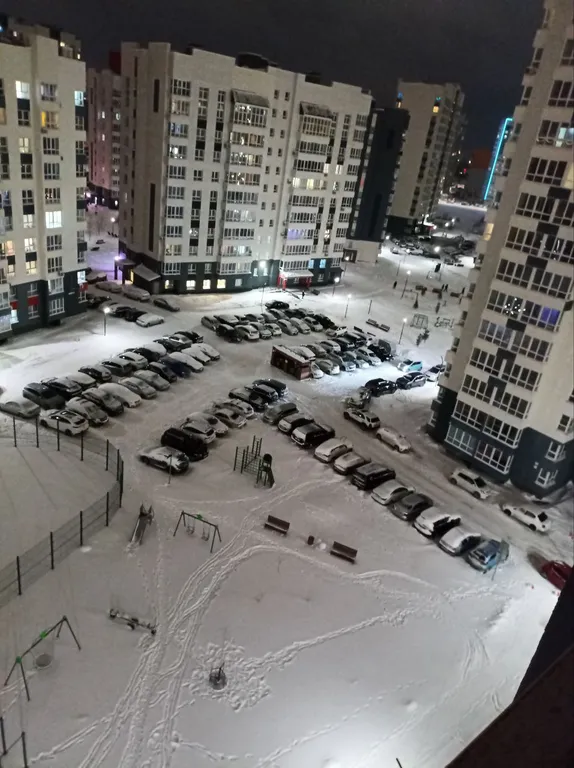 Студия на 10 этаже рядом с ТЦ Метро