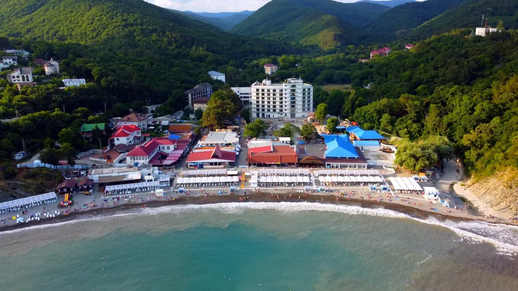 Просторные и комфортные апартаменты на море в дали от шума в Бетте