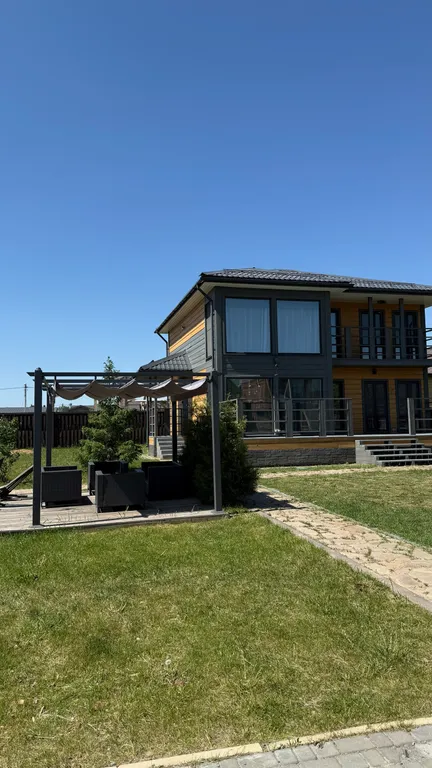 Коттедж Большой семейный дом с панорамными окнами у леса и озера — Семеновское