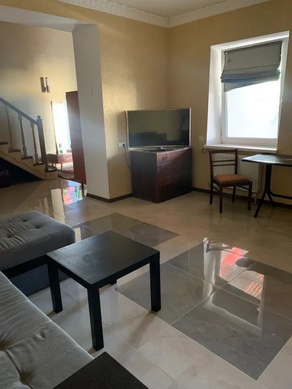 Коттедж 4-комнатный Дом — Евпатория