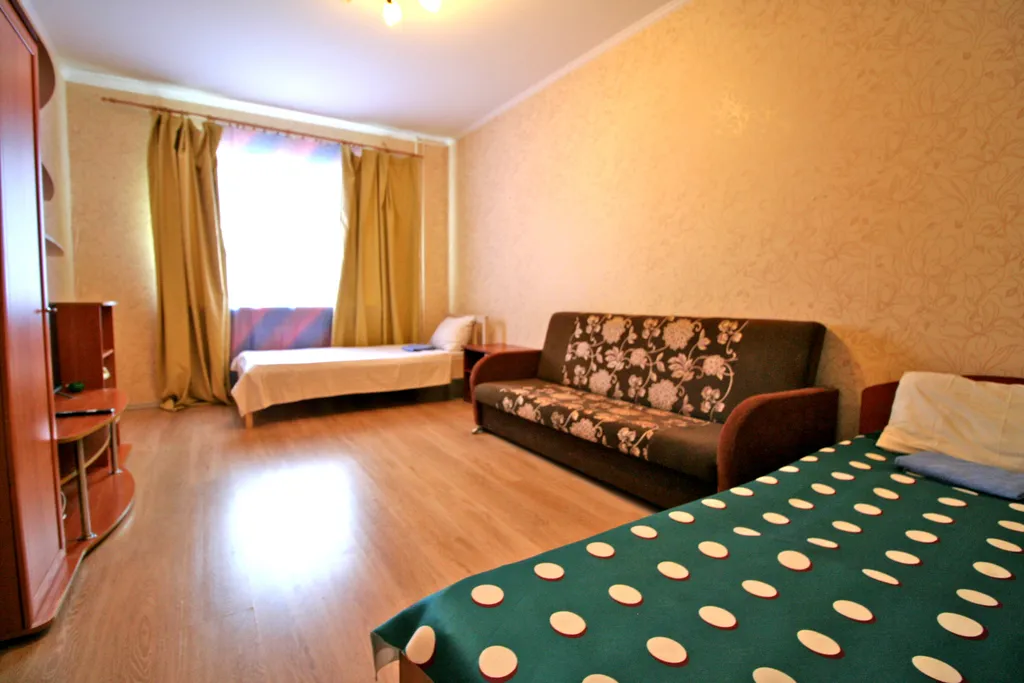 Квартира Квартира 2к. Кв у ледовой арены kaskad — Кириши